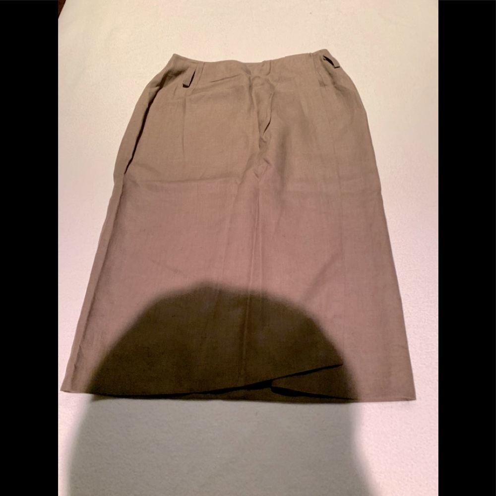 Anne Klein taupe A- line linen skirt